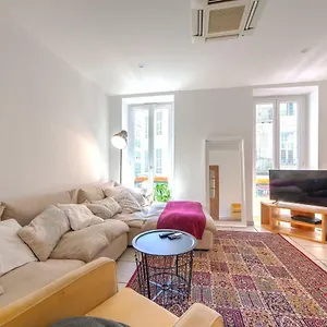  Appartement Lovely Large Familial In Nice, Minutes Walk To The Beach! France